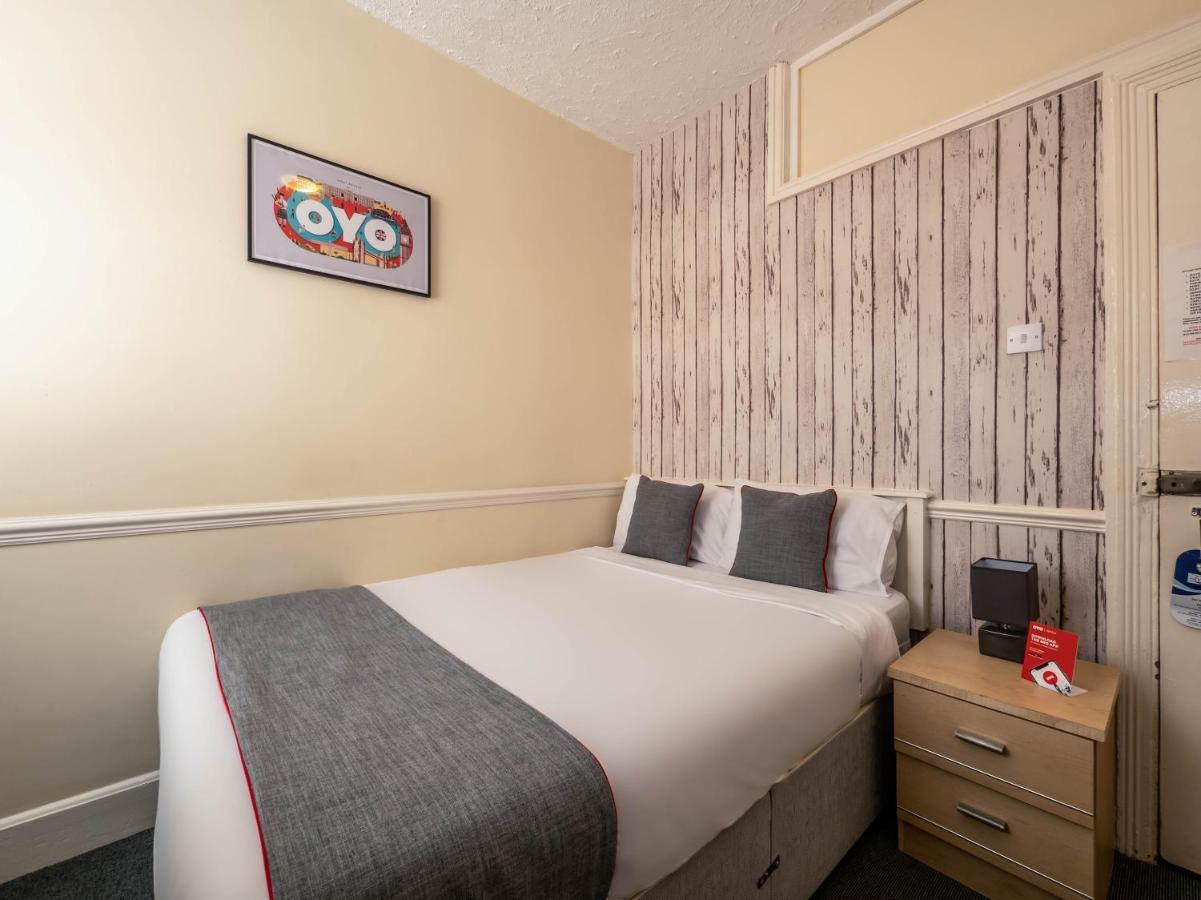 Oyo Pier Hotel Rhyl Exterior foto