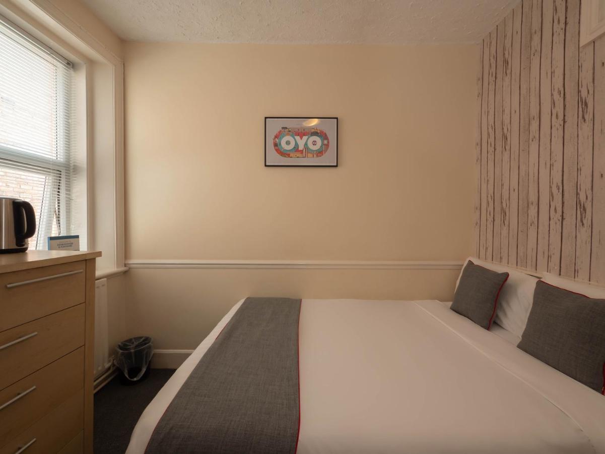 Oyo Pier Hotel Rhyl Exterior foto