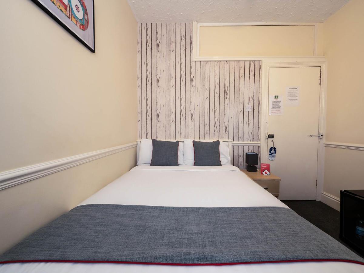Oyo Pier Hotel Rhyl Exterior foto